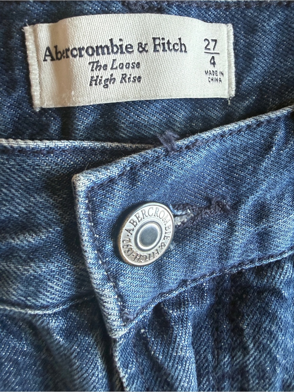 Abercrombie & Fitch - The Loose High-Rise Jeans - Dark Blue - Picture 4 of 4